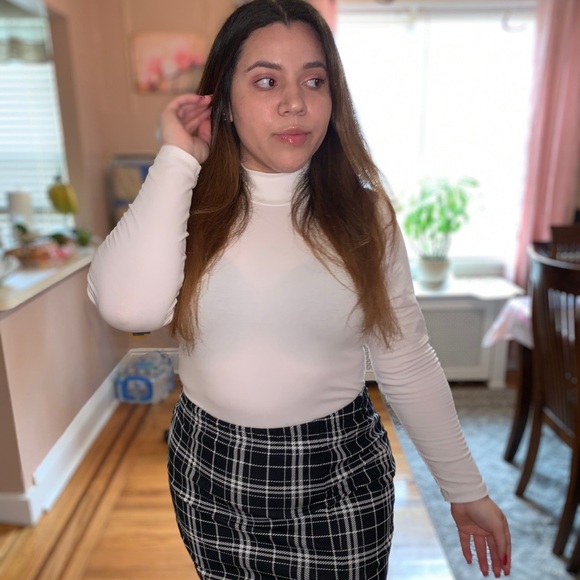 Meet your Posher, Denise - Picture 3 of 7